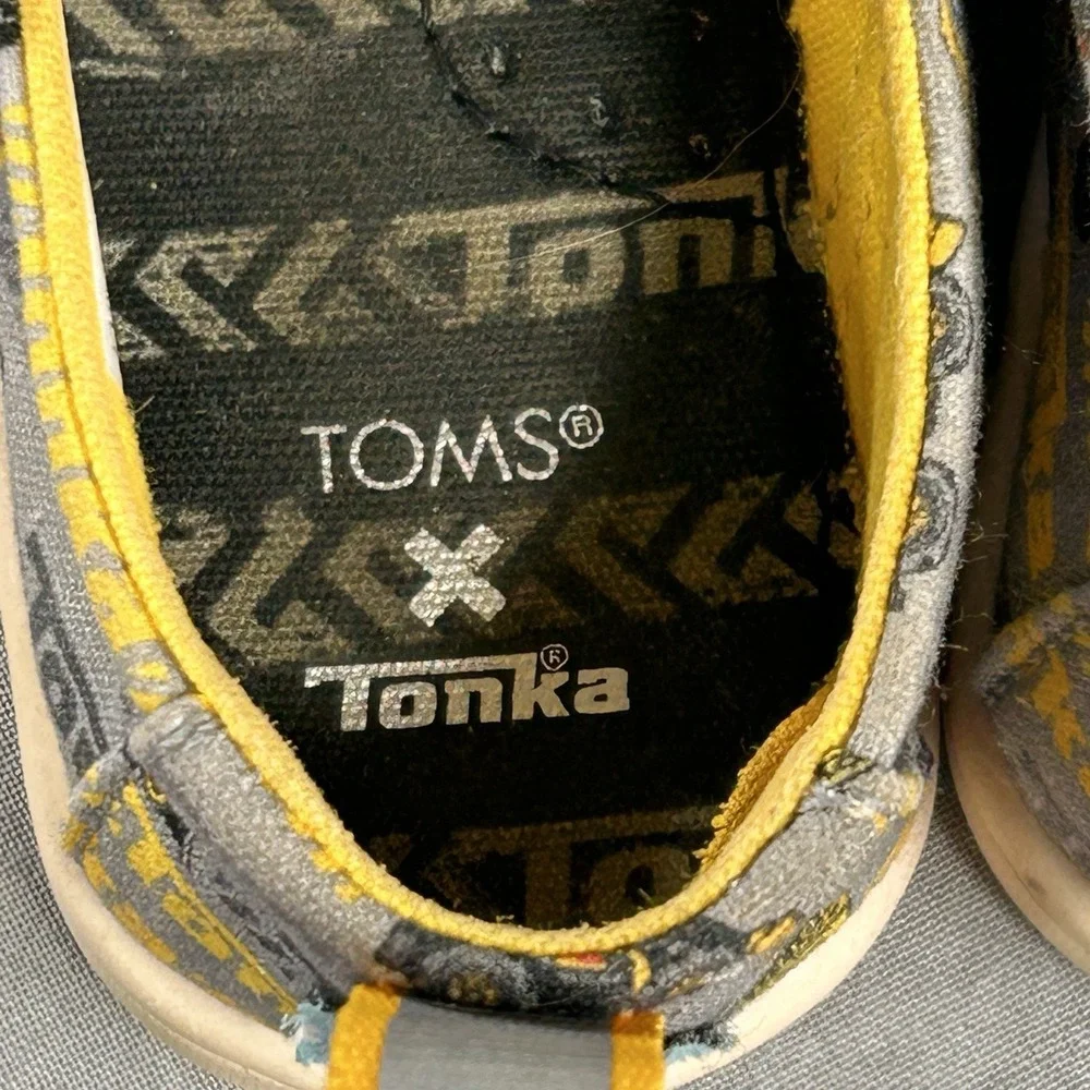 TOMS X Tonka Trucks Toddler‎ Boys' Tiny Alpargata Slip-On Shoes Boys Size 5